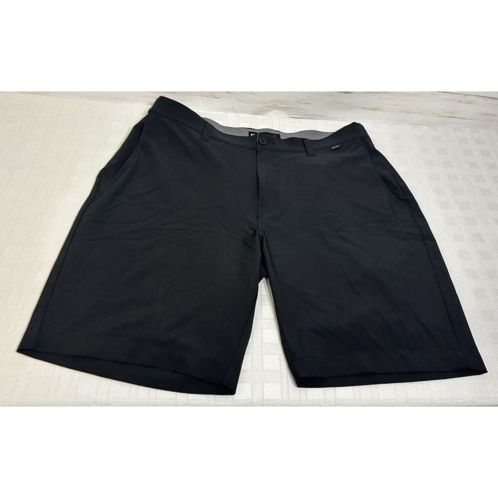 TRAVIS MATHEW Size 38 Men Black Stretch Golf Casual Long Shorts Light Weight